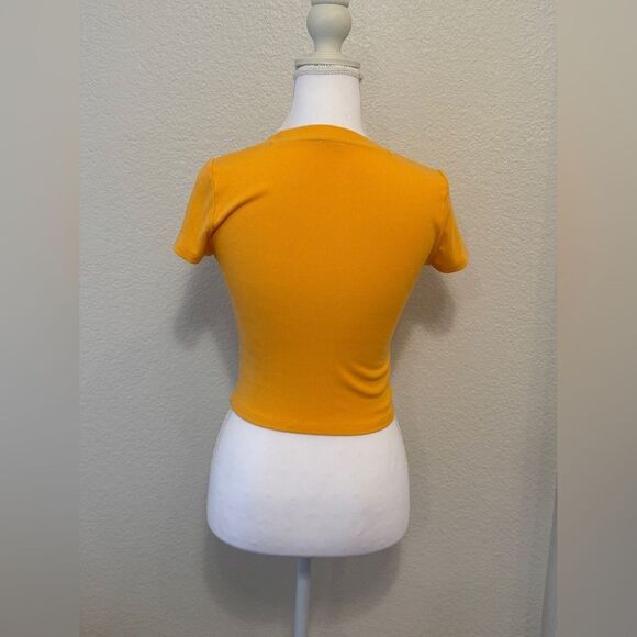 Wilfred Free Orange Ribbed Short Sleeve Cropped Tee - Picture 3 of 4